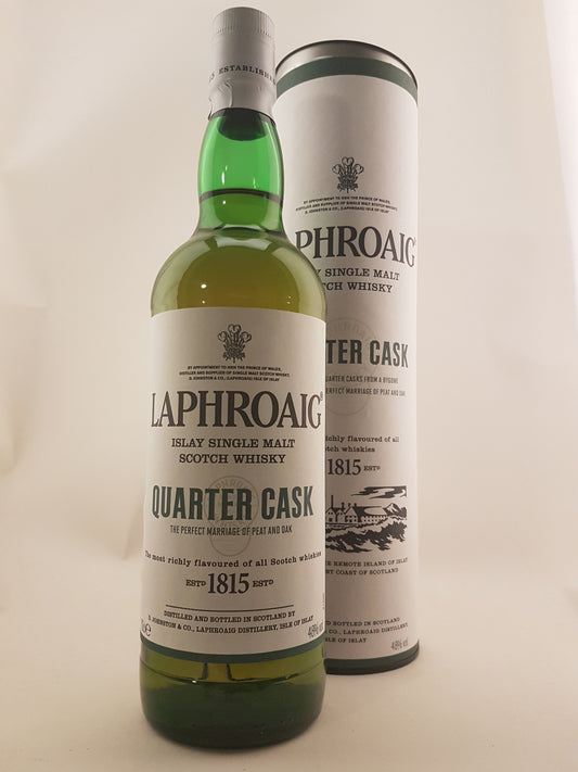 Fles Laphroaig Quarter Cask Islay Single Malt Scotch Whisky – 48% vol, 70 cl.